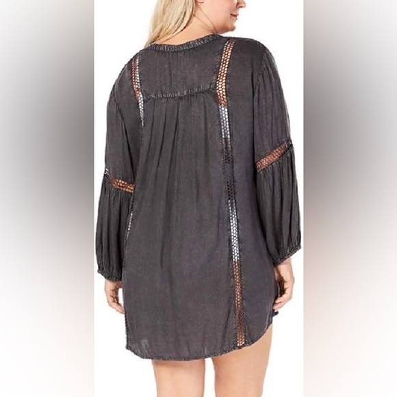 🏷️NWT Riviya Oversized Washed Out Black Eyelet Tunic - Picture 3 of 8